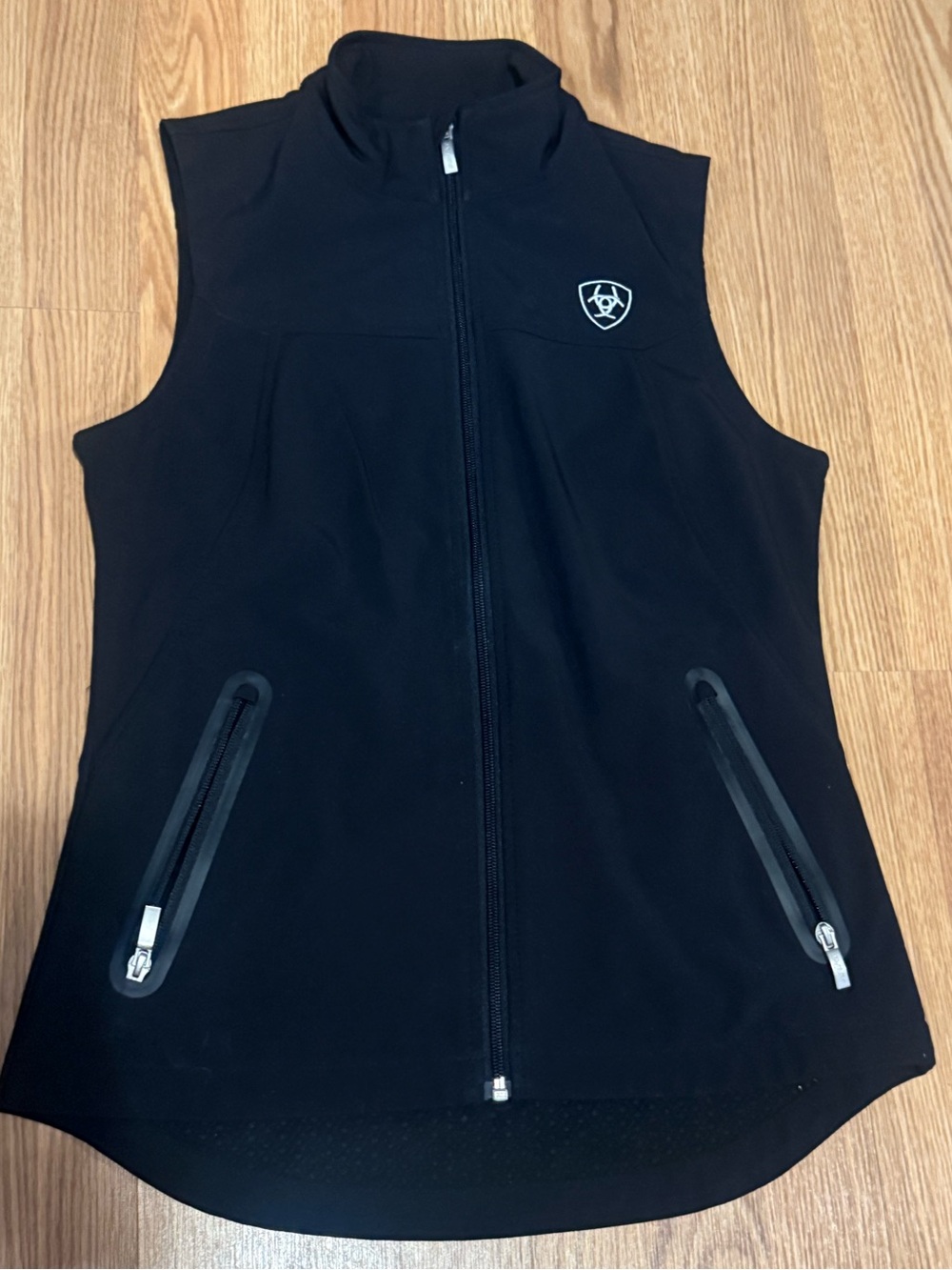 ARIAT WOMEN'S TEAM SOFTSHELL VEST